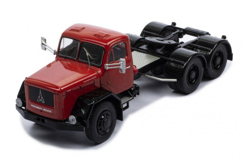 Camion Cap Tractor Magirus Jupiter 6x6 cu vitrina plexiglass - 1/43 Ixo Models