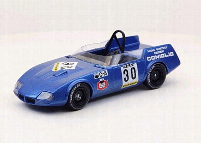RQ Coniglio Debut Race #30 cu vitrina plexiglass - 1/43 Ebbro