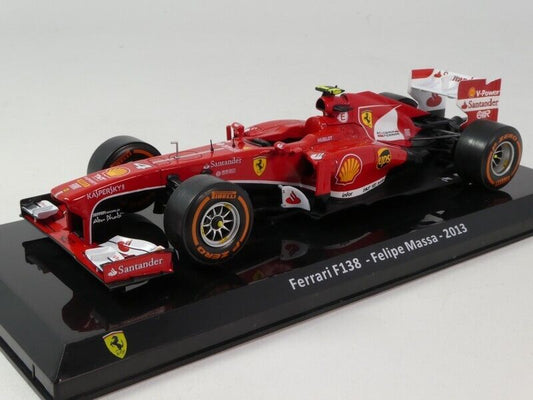 Formula 1 Ferrari F138 - Felipe Massa 2013 #4 cu vitrina plexiglass - 1/24 Premium Collectibles