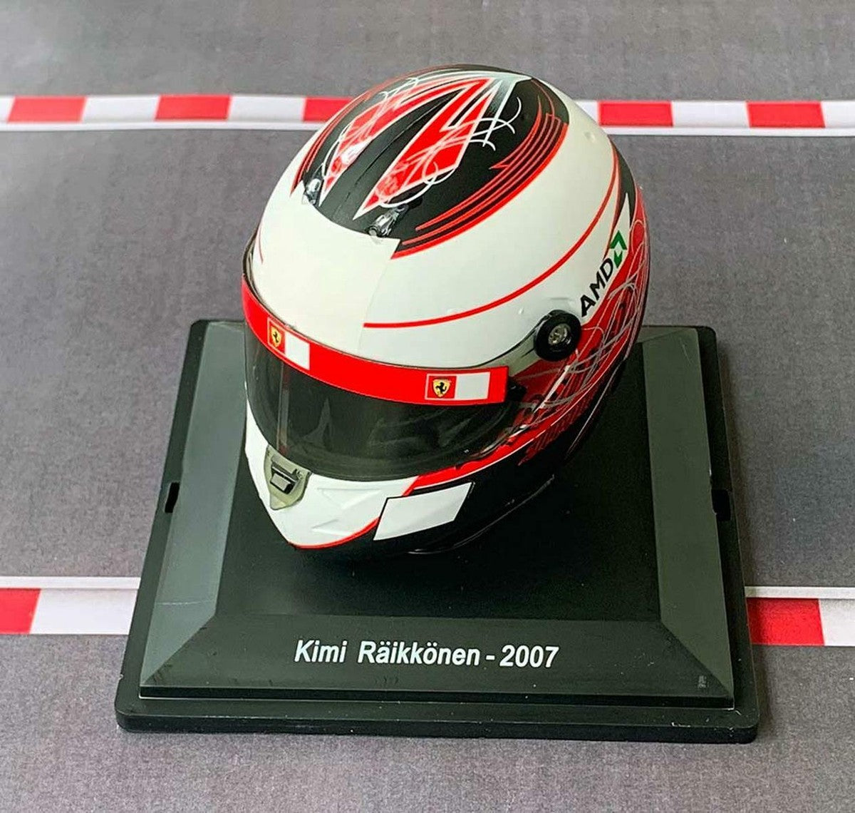 Casca Kimi Raikkonen 2007 - 1/5 Spark