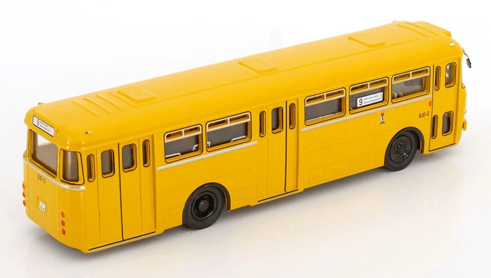 Autobuz Ikarus 556 - 1/43 Premium Classixxs