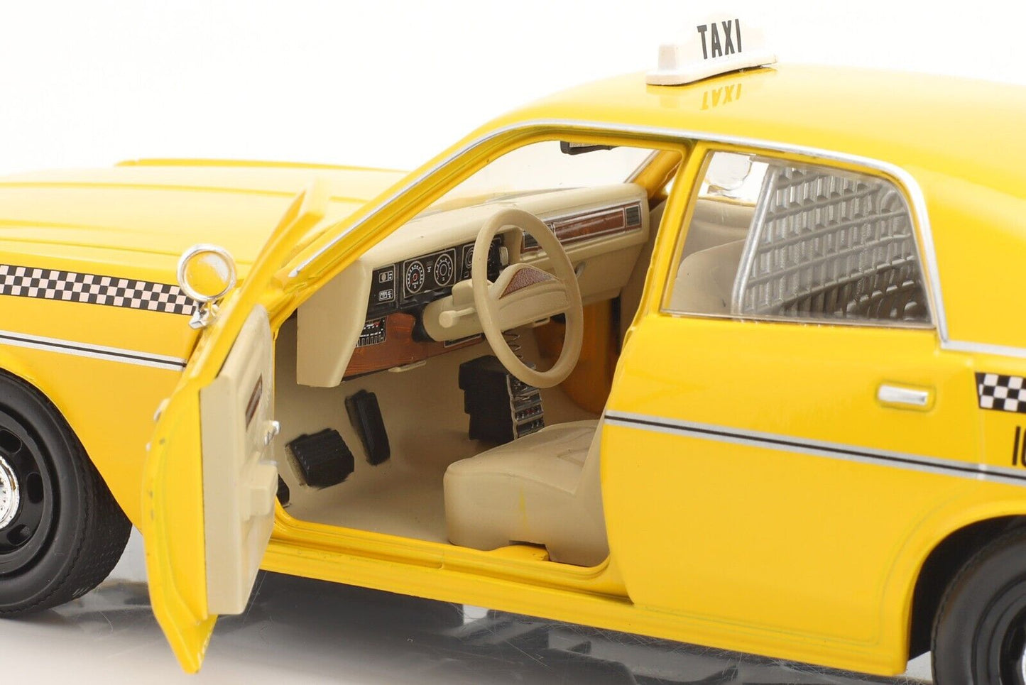 Dodge Monaco 1978 Rocky III - 1/24 GREENLIGHT