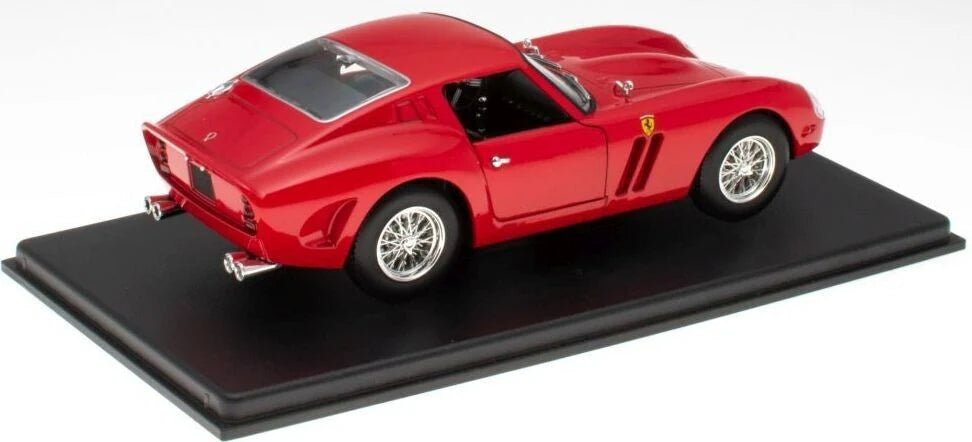 Ferrari 250 GTO 1962 cu vitrina - 1/24 Bburago