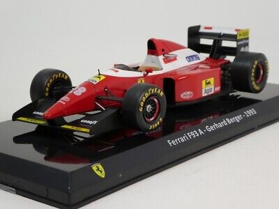 Formula 1 Ferrari F93 A - Gerhard Berger 1993 cu vitrina plexiglass #28 - 1/24 Altaya