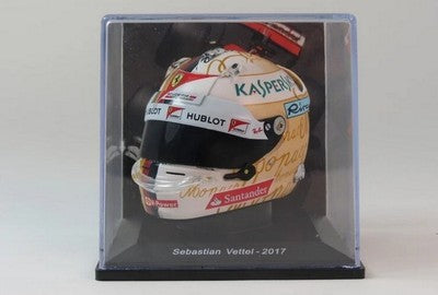 Casca Sebastian Vettel Ferrari #5 Winner Monaco GP Formula 1 2017 cu vitrina plexiglass - 1/5 Spark