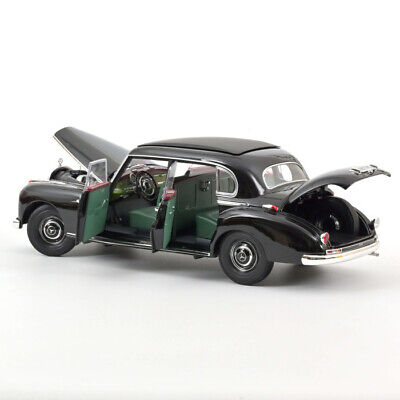 Mercedes-Benz 300 1955 Konrad Adenauer - 1/18 Norev
