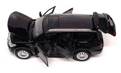 Nissan Patrol negru - 1/32 Tayumo