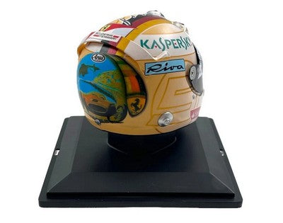 Casca Sebastian Vettel Ferrari #5 Winner Monaco GP Formula 1 2017 cu vitrina plexiglass - 1/5 Spark