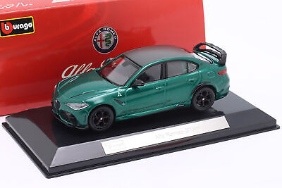 Alfa Romeo Giulia GTAm verde cu vitrina plexiglass - 1/43 Bburago