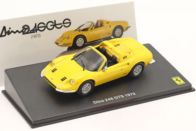 Macheta Ferrari Dino 246 GTS 1972 cu vitrina plexiglass - 1/43 Altaya