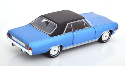 Opel Diplomat V8 Coupe - 1/24 Whitebox