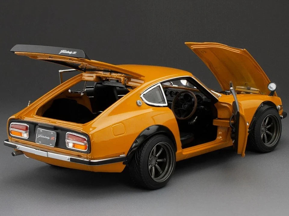 Datsun Fairlady Z 1971 orange - 1/18 Sun Star