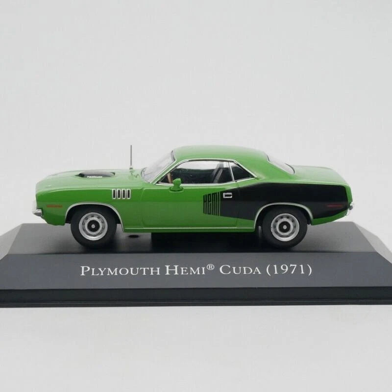 Macheta Plymouth Hemi Cuda 1971 cu vitrina plexiglass - 1/43 Altaya