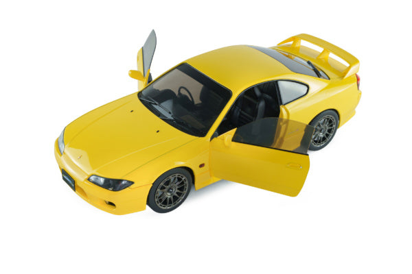 Nissan Silvia S15 Spec-R Aero lightning yellow 1999 - 1/18 Solido