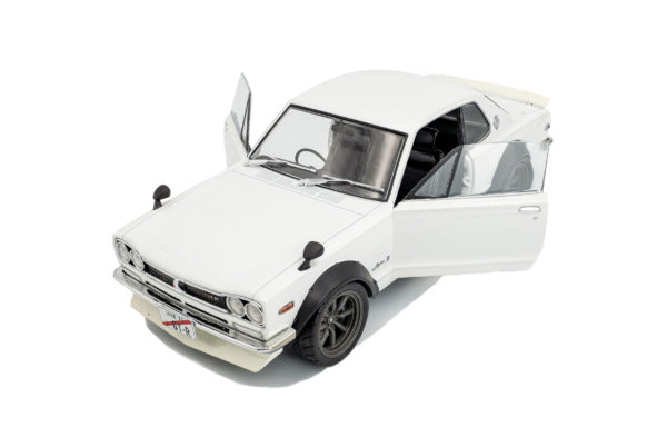 Nissan Skyline C10 Hakosuka Solido Works alb 1970 - 1/18 Solido