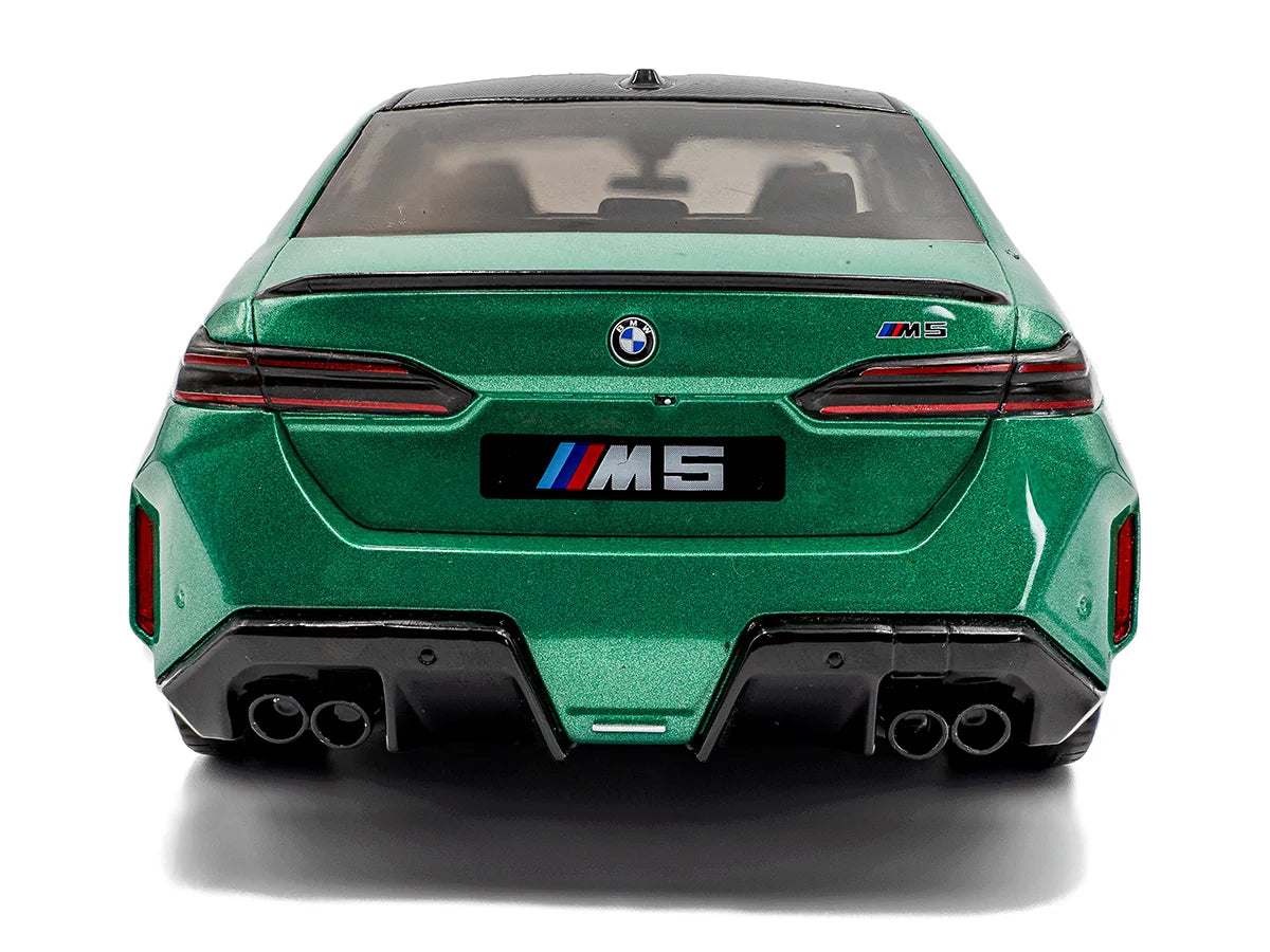 BMW M5 2025 verde - 1/18 Solido