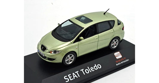 Seat Toledo verde deschis cu vitrina plexiglass - 1/43 Altaya