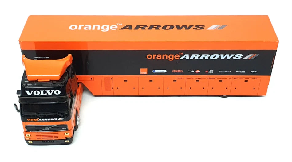 Camion Volvo FH12 Arrows Formula 1 2000/01 Team Transporter portocaliu/negru - 1/43 Ixo