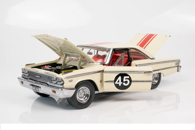 Ford Galaxie 500/XL Racing 1963 #45 Jack Sears - 1/18 Sun Star