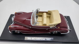 Mercedes 300 SC Cabriolet 1957 visiniu/crem - 1/18 KK-Scale