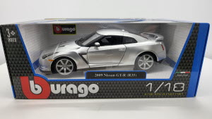 Nissan GT-R 2009 - 1/18 Bburago