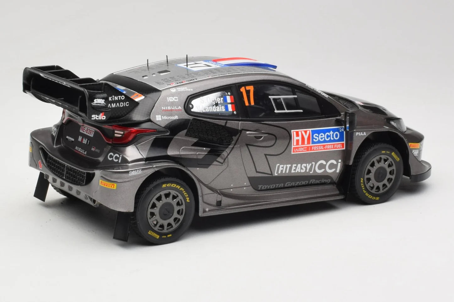 Toyota GR Yaris Rally1 Hybrid #17 Winner Rally Finland 2024 - 1/18 Ixo Models