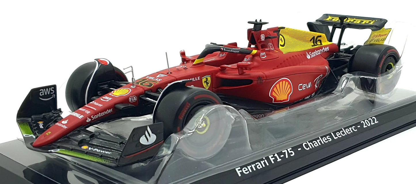 Formula 1 Ferrari F1-75 Charles Leclerc 2022 #16 cu vitrina - 1/24 Altaya