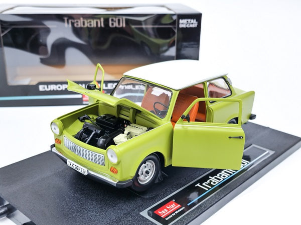 Trabant 601 green - 1/18 Sun Star