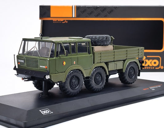 Tatra 813 6x6 NVA 1968 cu vitrina plexiglass - 1/43 Ixo Models