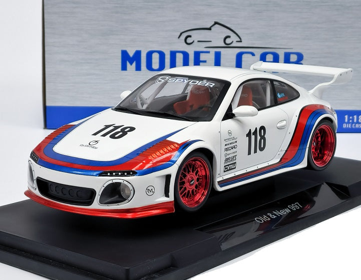 Porsche Old & New 997 Martini #118 - 1/18 Model Car Group