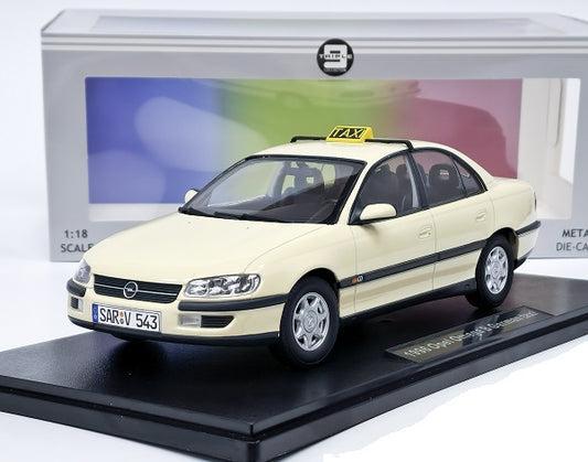 Opel Omega B German taxi 1996 - 1/18 Triple9 Collection
