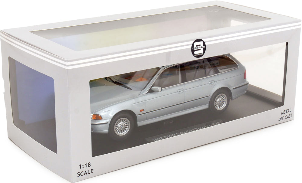 BMW 5-series Touring E39 1998 arctic silver - 1/18 Triple9